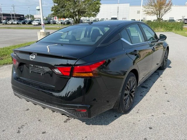 New 2026 Super Black Nissan 2.5 SV image 8