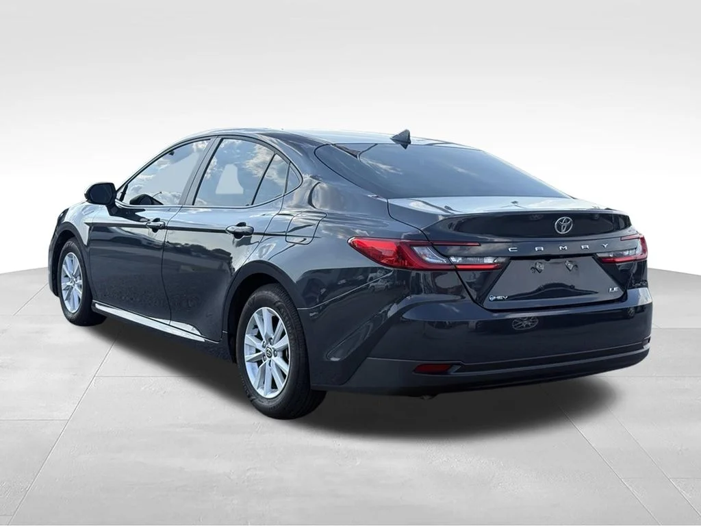 Used 2026  Toyota LE image 3