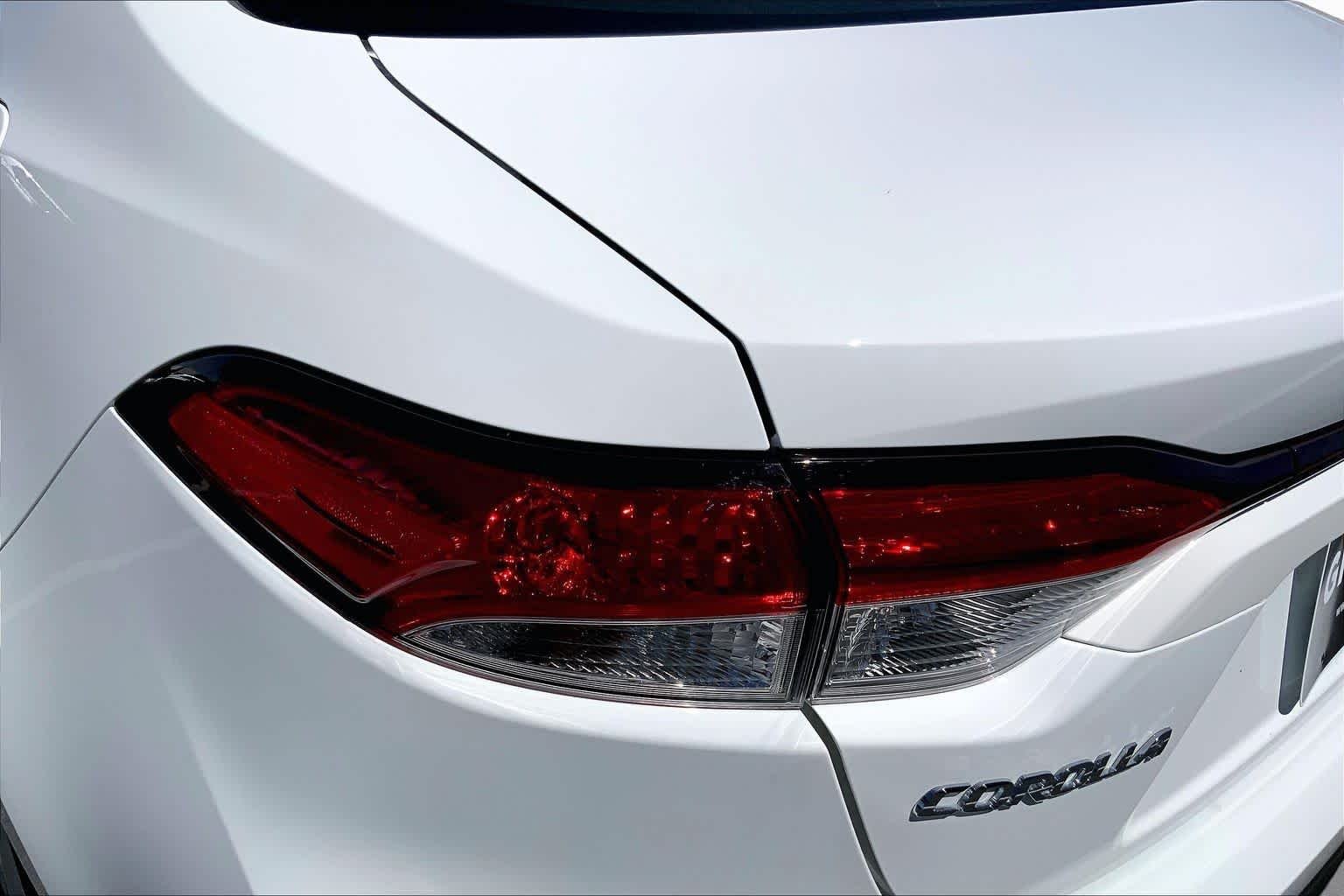 2026 Toyota Corolla LE - Photo 26