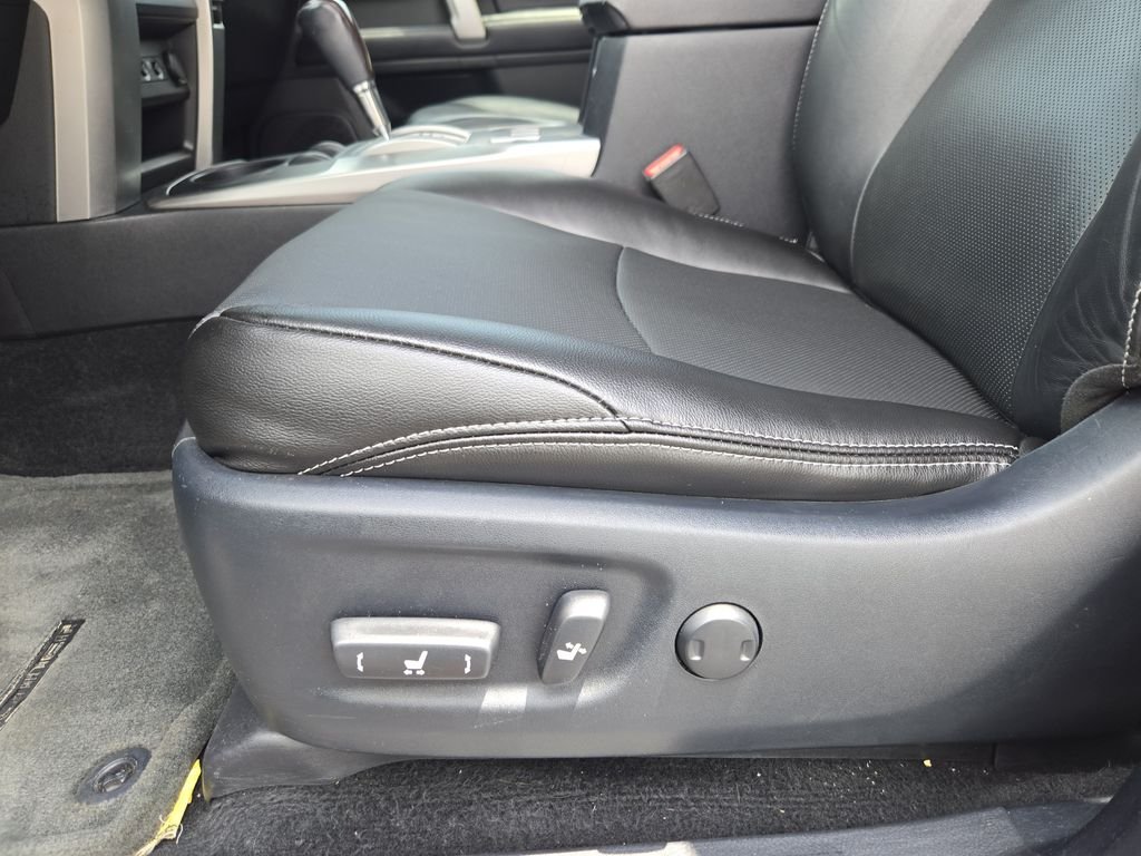 Used 2016 Gray Toyota Limited image 25
