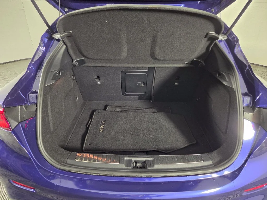 Used 2018 Ink Blue INFINITI Sport image 27
