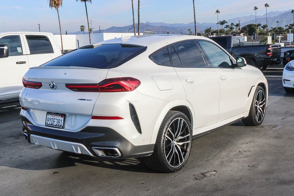 Used 2022 White Metallic BMW xDrive40i image 9