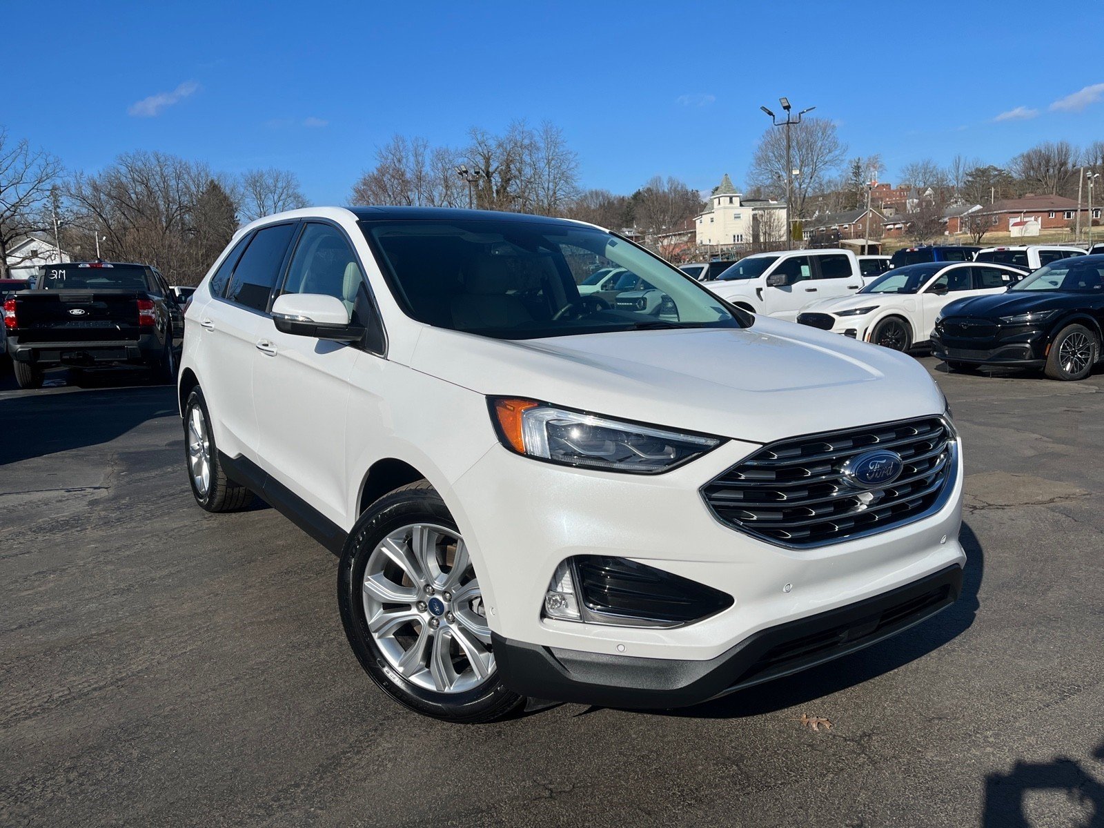2020 Ford Edge Titanium