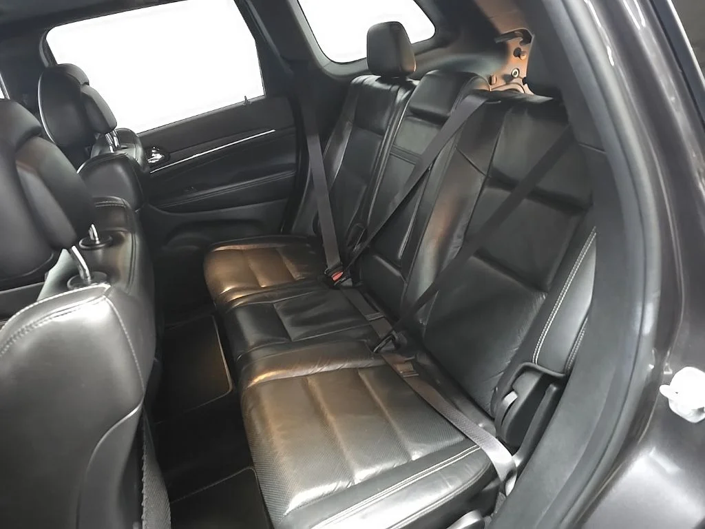 Used 2021 Gray Jeep Limited image 33