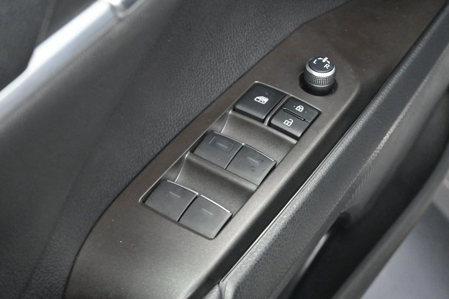 Used 2022 Predawn Gray Mica Toyota XSE image 11