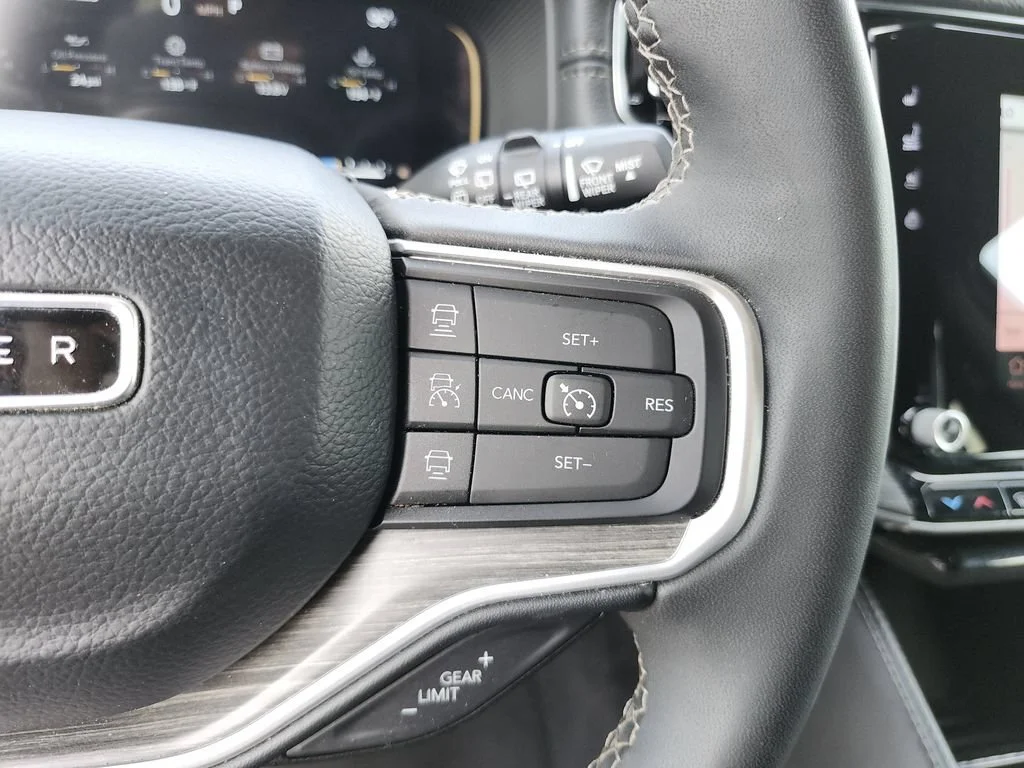 Used 2024 Black Jeep Series II image 29