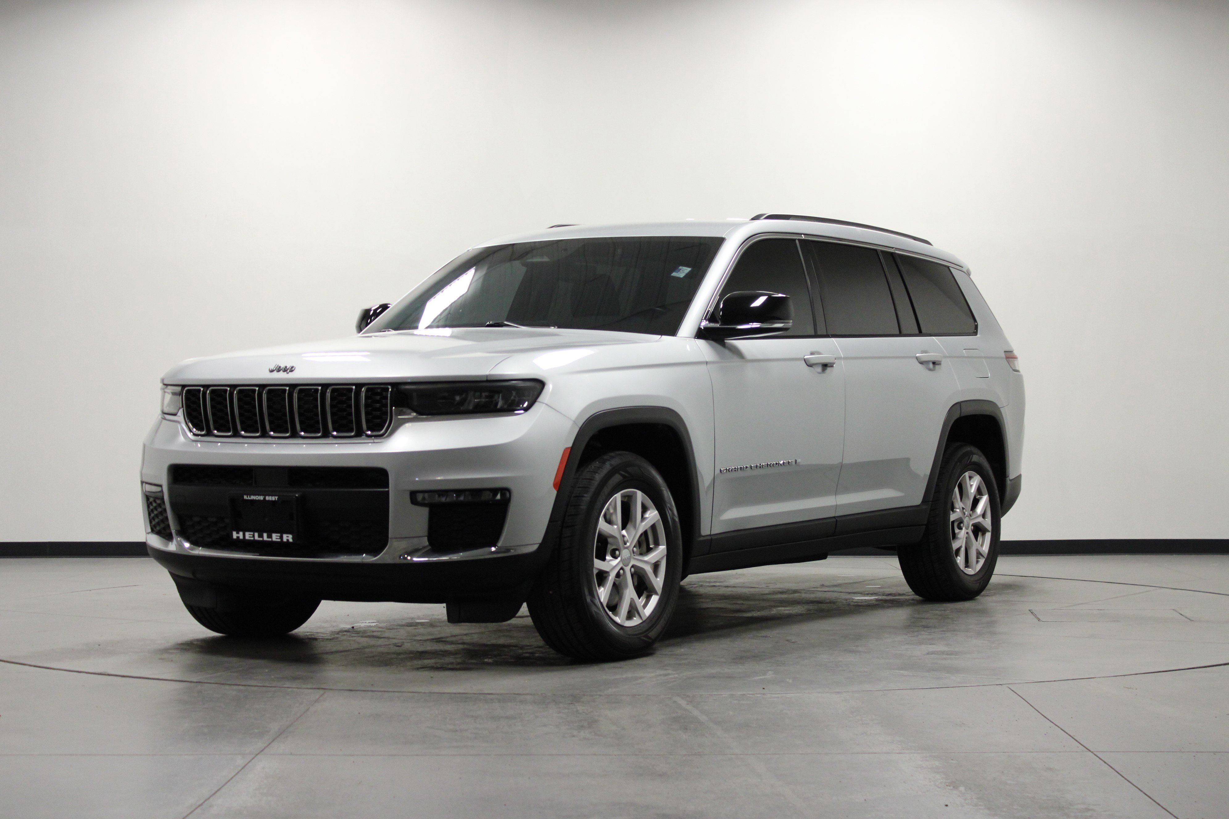 Used 2021 Silver Zynith Jeep Limited image 8