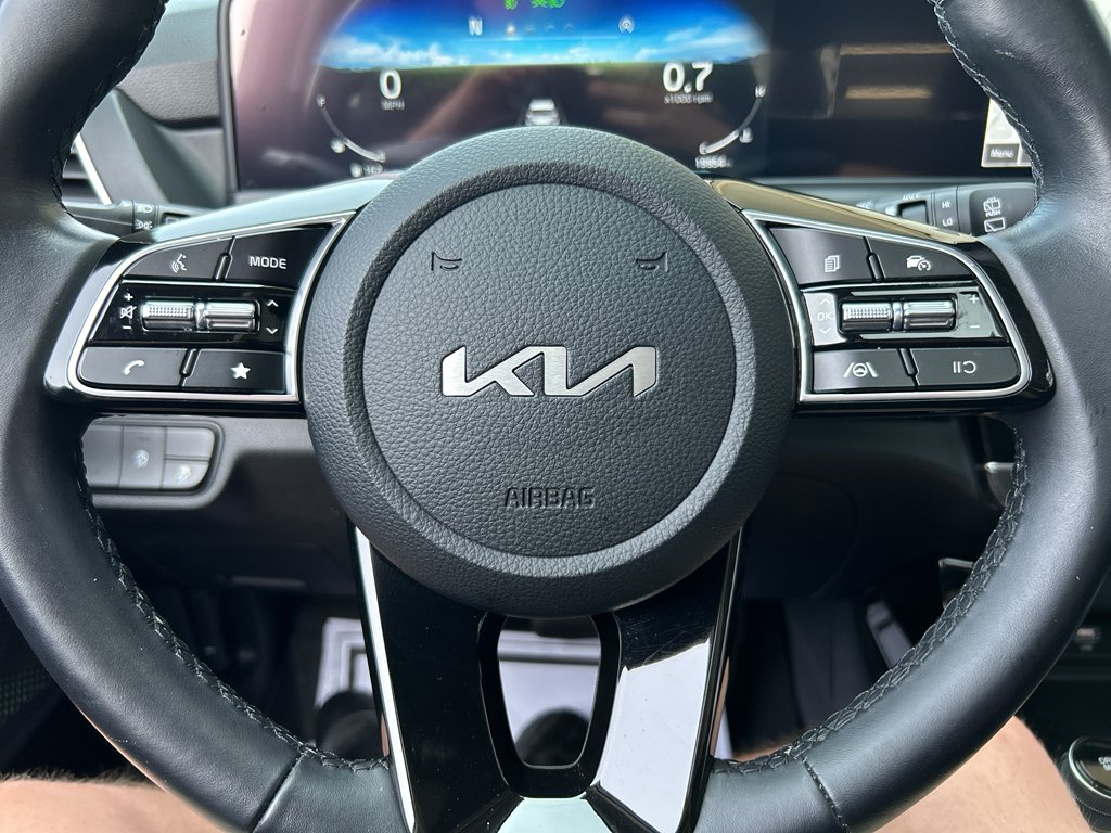 Used 2024 Pluton Blue Kia EX image 25