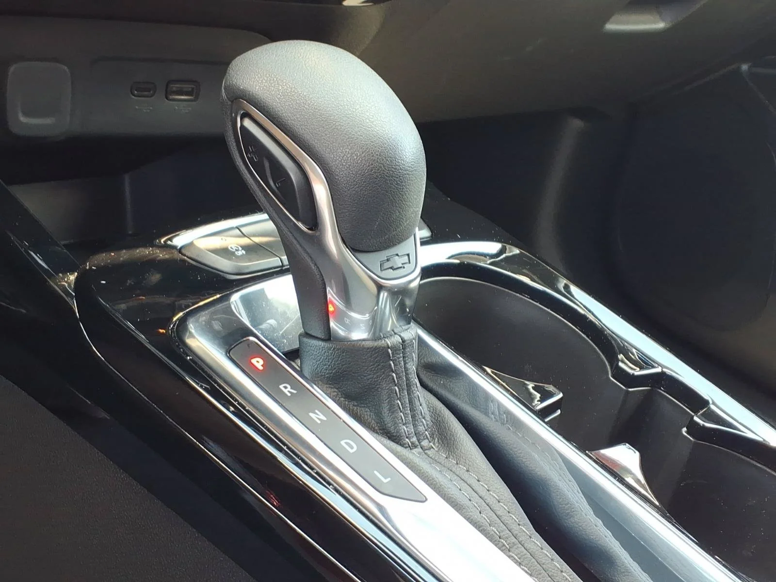 Used 2025 Crimson Metallic Chevrolet LT image 15