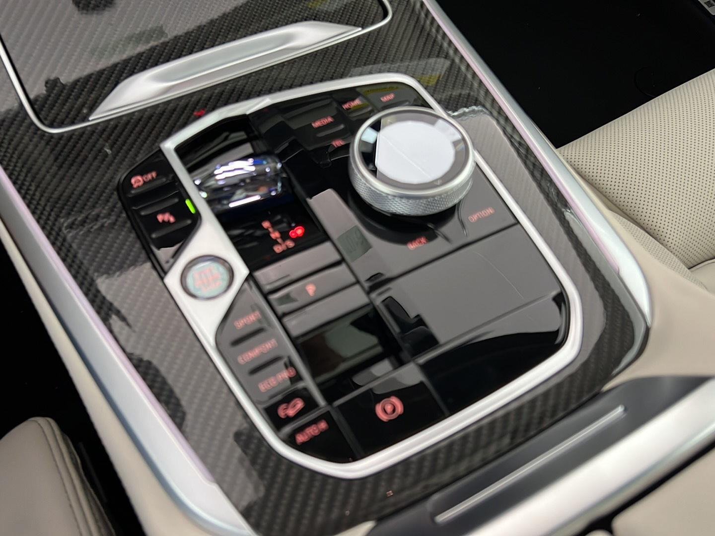 New 2026 Dravit Grey Metallic BMW M60i image 12