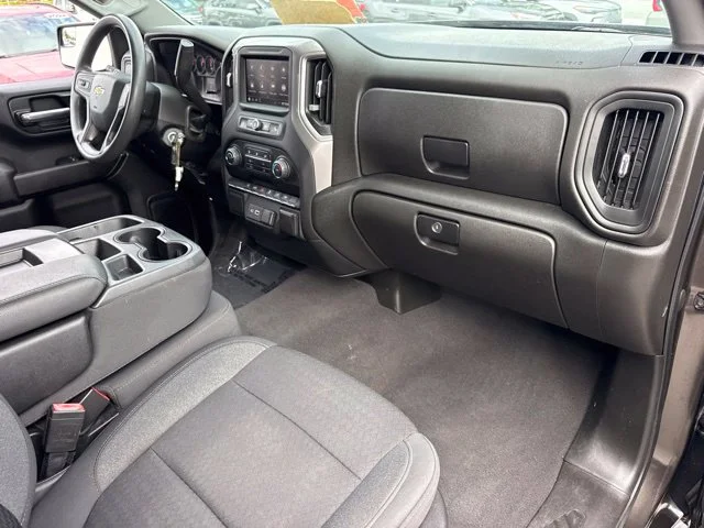 Used 2022 Brown Chevrolet Custom image 15