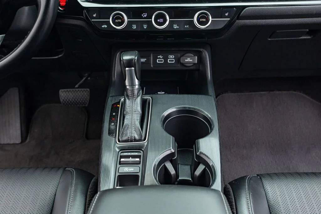 2023 Honda Civic Touring - Photo 26