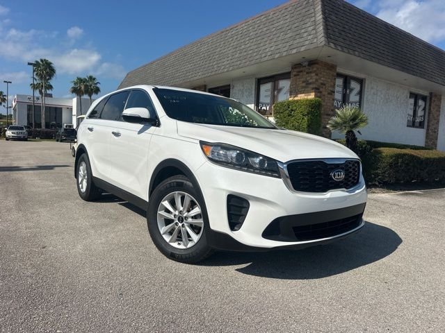 2019 Kia Sorento LX AT's photo