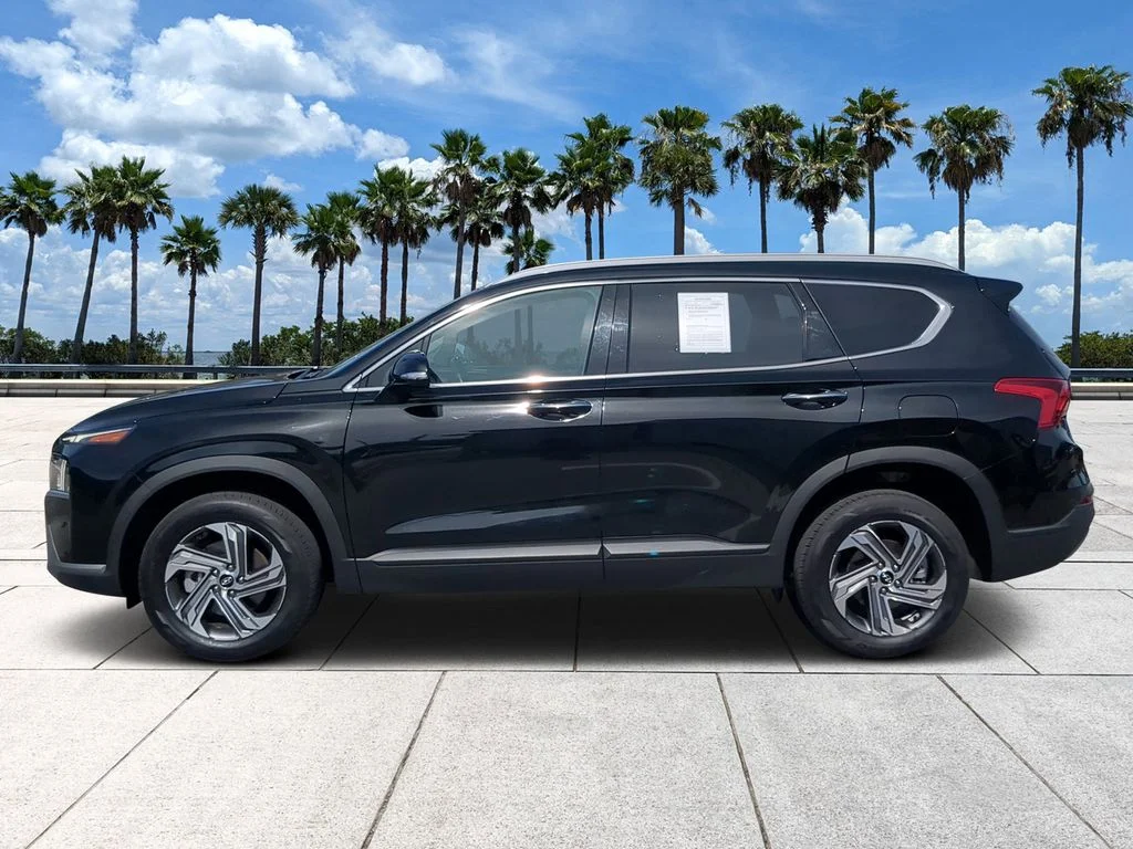 Used 2023 Black Hyundai SEL image 6