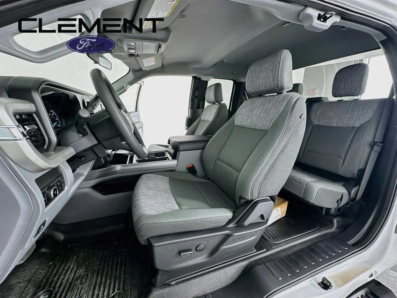 New 2026 Oxford White Ford F-350® XLT image 26