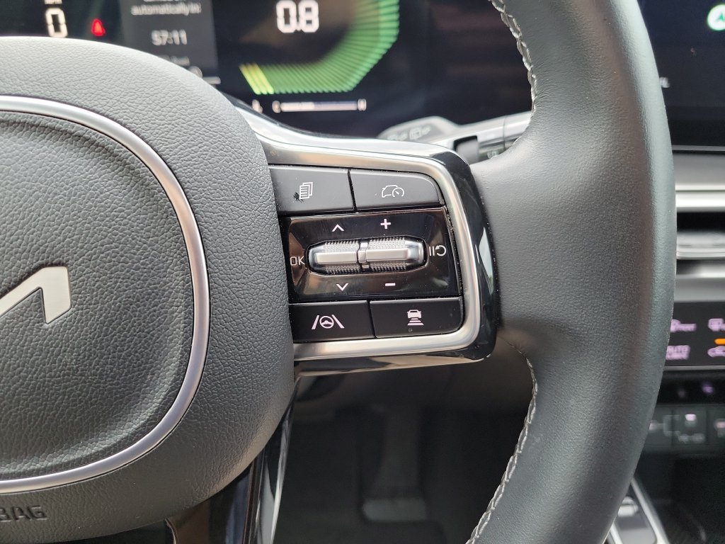 Certified Used 2025 Glacial White Pearl Kia S image 28