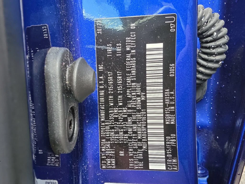 Used 2023 Blue Toyota Hybrid SE image 16