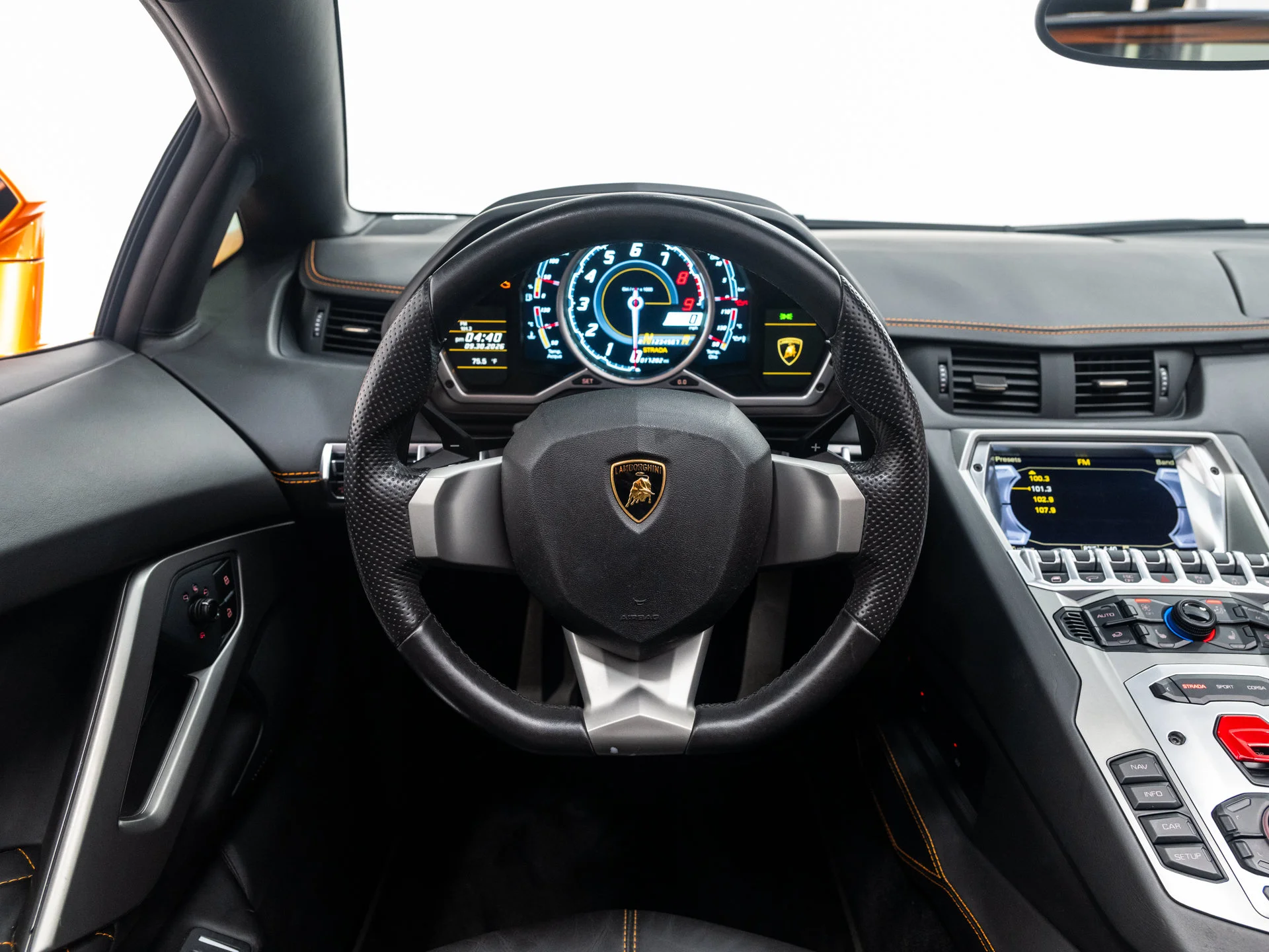 Used 2016 Arancio Atlas Pearl Effect Lamborghini LP700-4 image 38