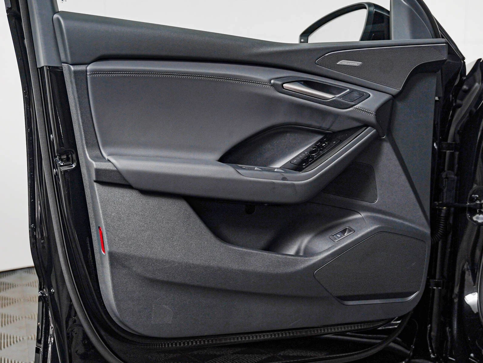 New 2027 Mythos Black Metallic Audi Premium Plus image 25