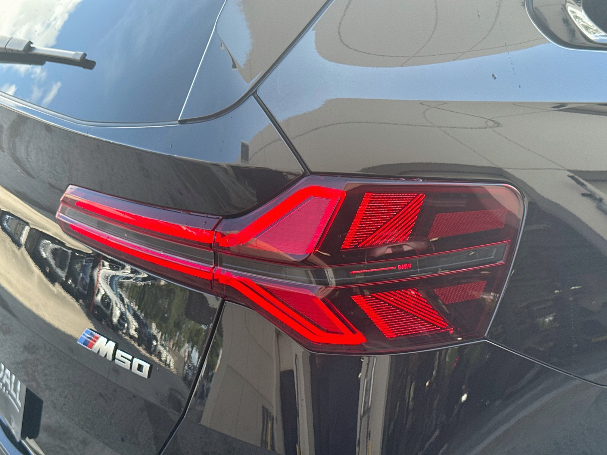 Used 2026 Black Sapphire Metallic BMW M50 xDrive image 26