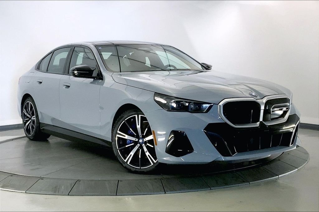 Used 2025 Brooklyn Grey Metallic BMW  image 1