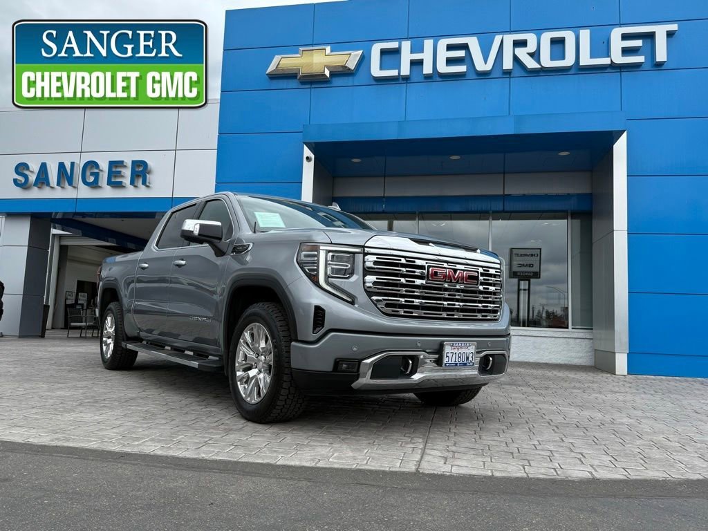 2023 GMC Sierra 4WD Crew Cab Short Box Denali's photo