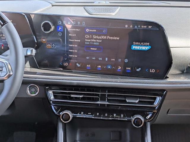 2027 Chevrolet Traverse Z71 - Photo 18