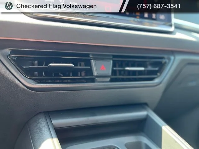 Used 2025 Platinum Gray Metallic Volkswagen 2.0T SE image 38