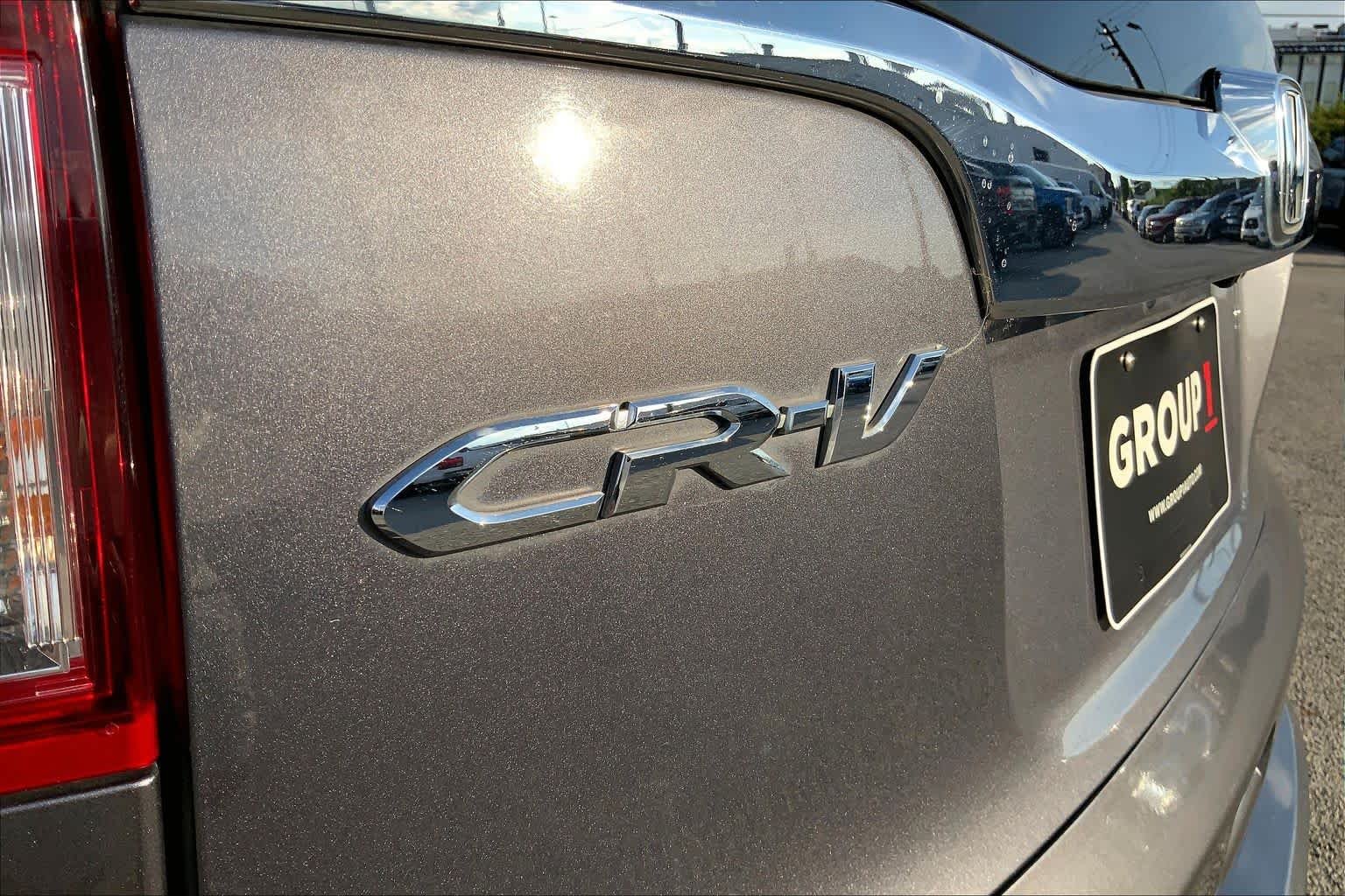 Used 2016 Modern Steel Metallic Honda Touring image 29