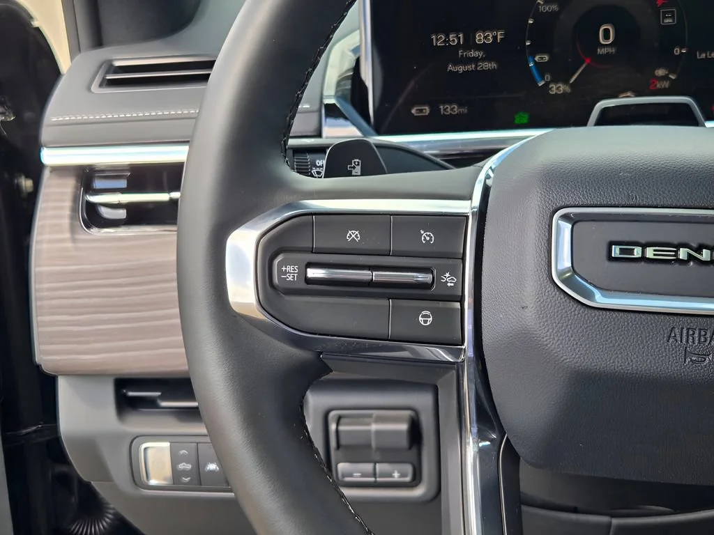 New 2025 Onyx Black GMC Extended Range Denali image 31