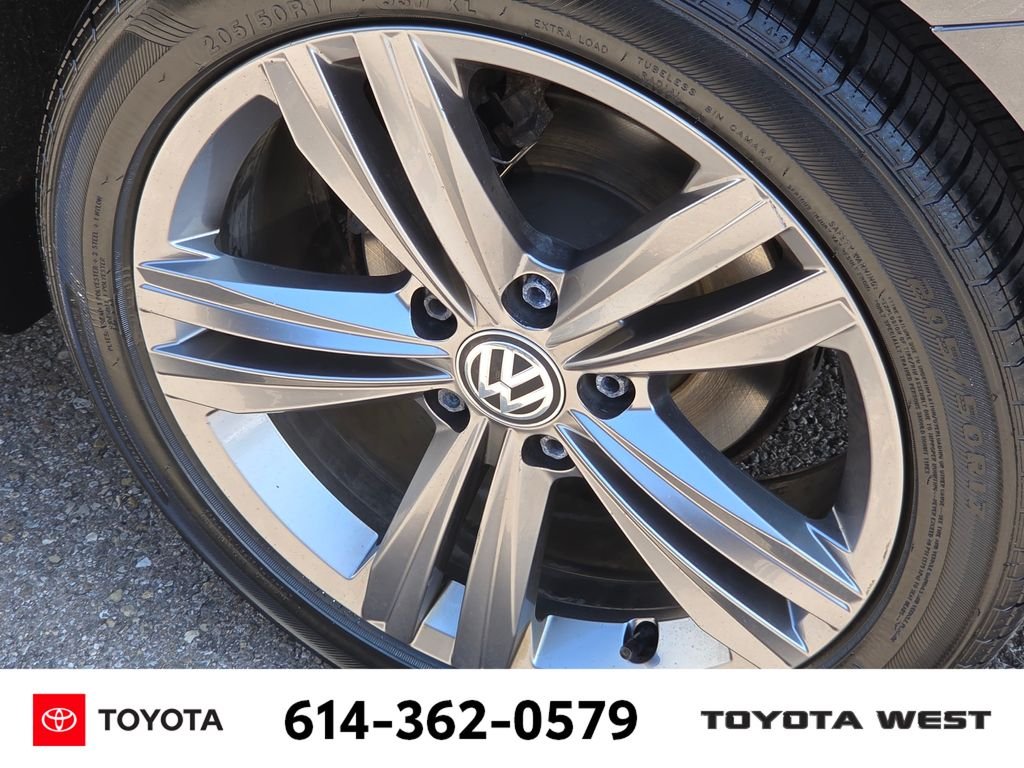 Used 2021 Gray Volkswagen R-Line image 12