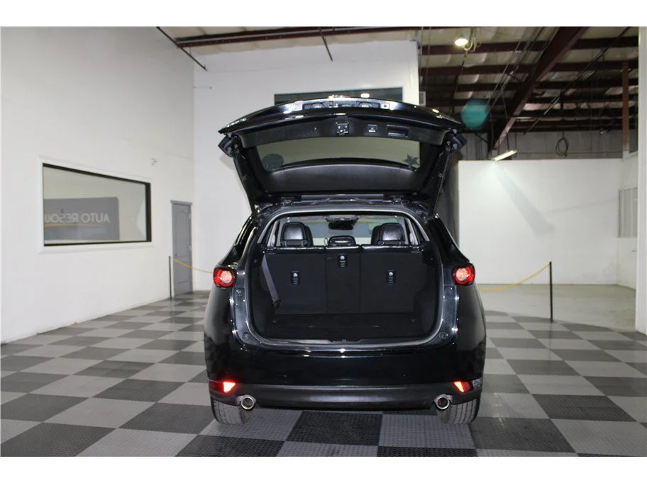 Used 2021 Jet Black Mica Mazda Grand Touring image 18