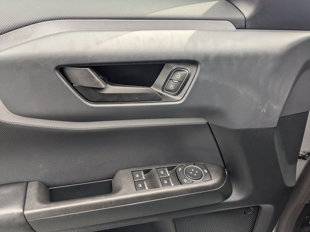 Used 2021  Ford Base image 12