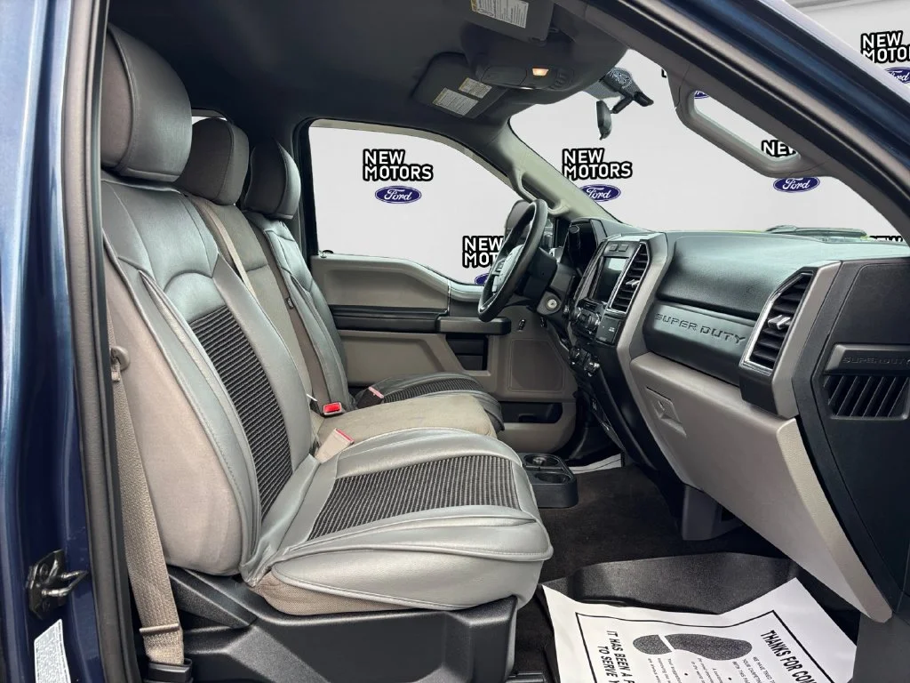 Used 2017 Blue Ford XLT image 16