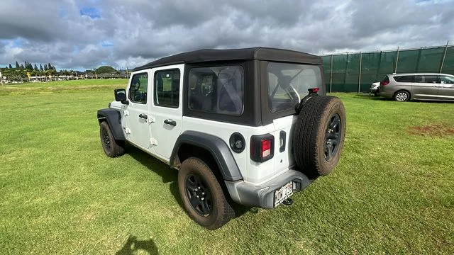 Used 2019 White Jeep Unlimited Sport image 3