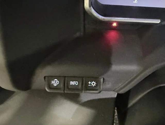 Used 2024 Silver GMC AT4 image 25