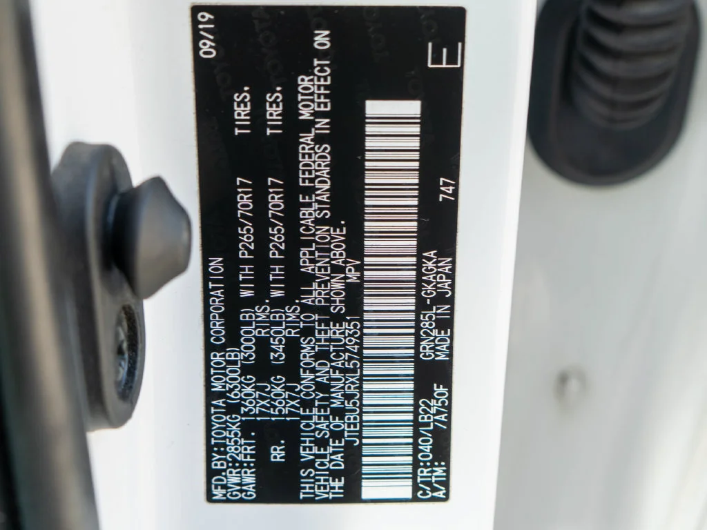 Used 2020 White Toyota SR5 Premium image 38