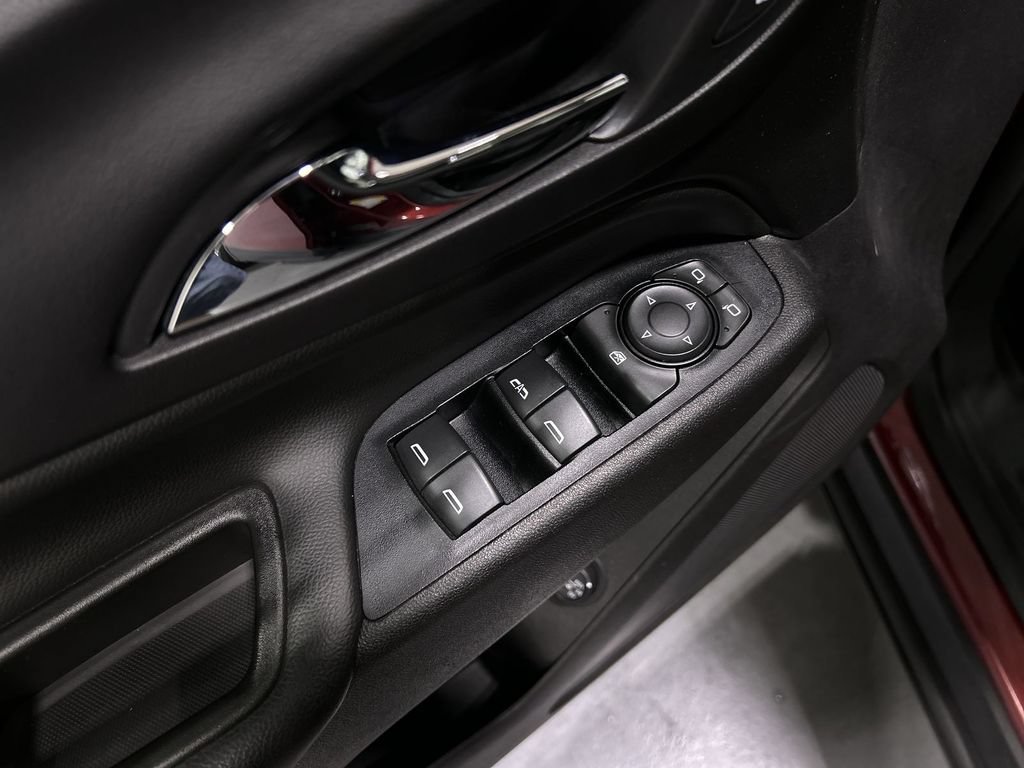 Used 2019 CAJUN RED TINTCOAT Chevrolet LT image 15