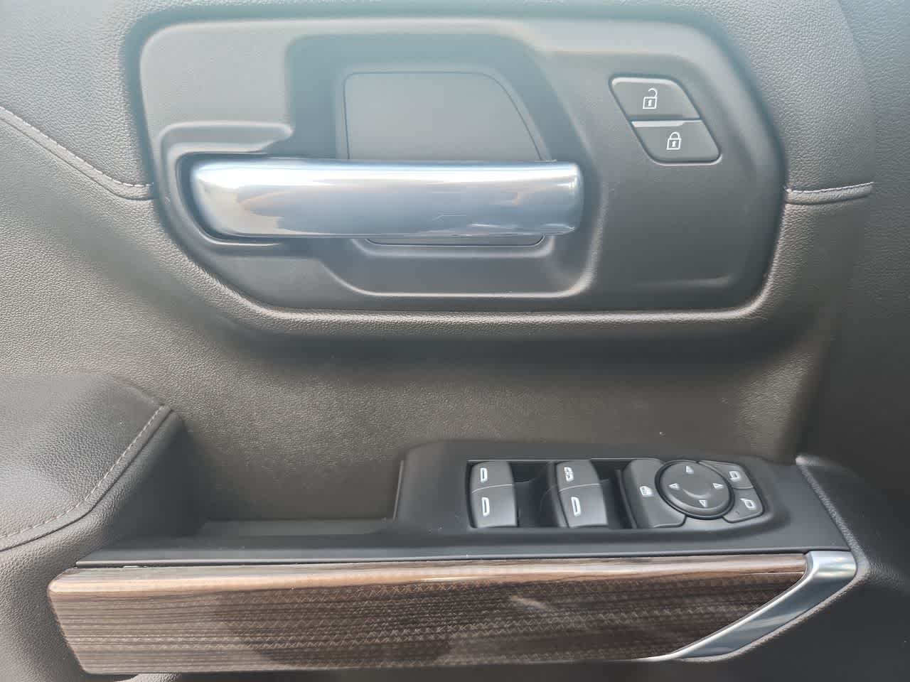 Used 2022 Black Chevrolet RST image 11