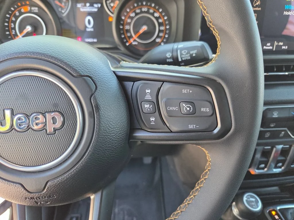 Certified Used 2025 41 Jeep Sport S image 25