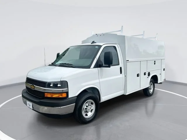 2026 Chevrolet Express 3500 139" WB's photo