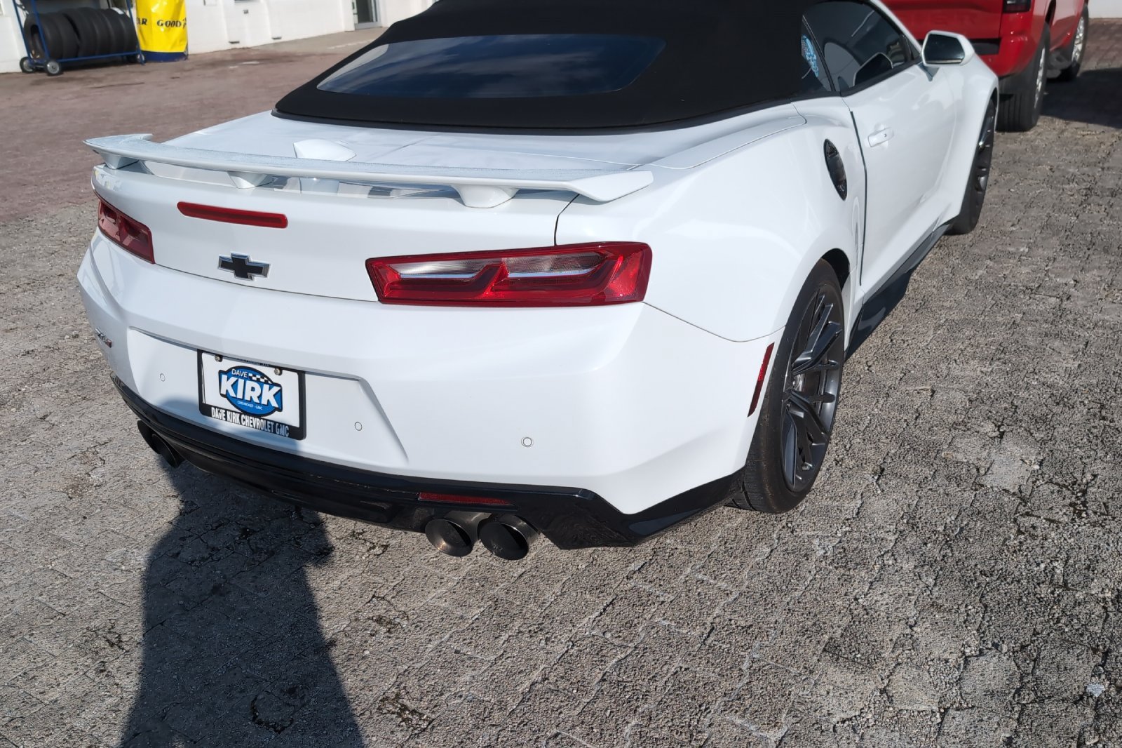 Used 2018 SUMMIT WHITE Chevrolet ZL1 image 6