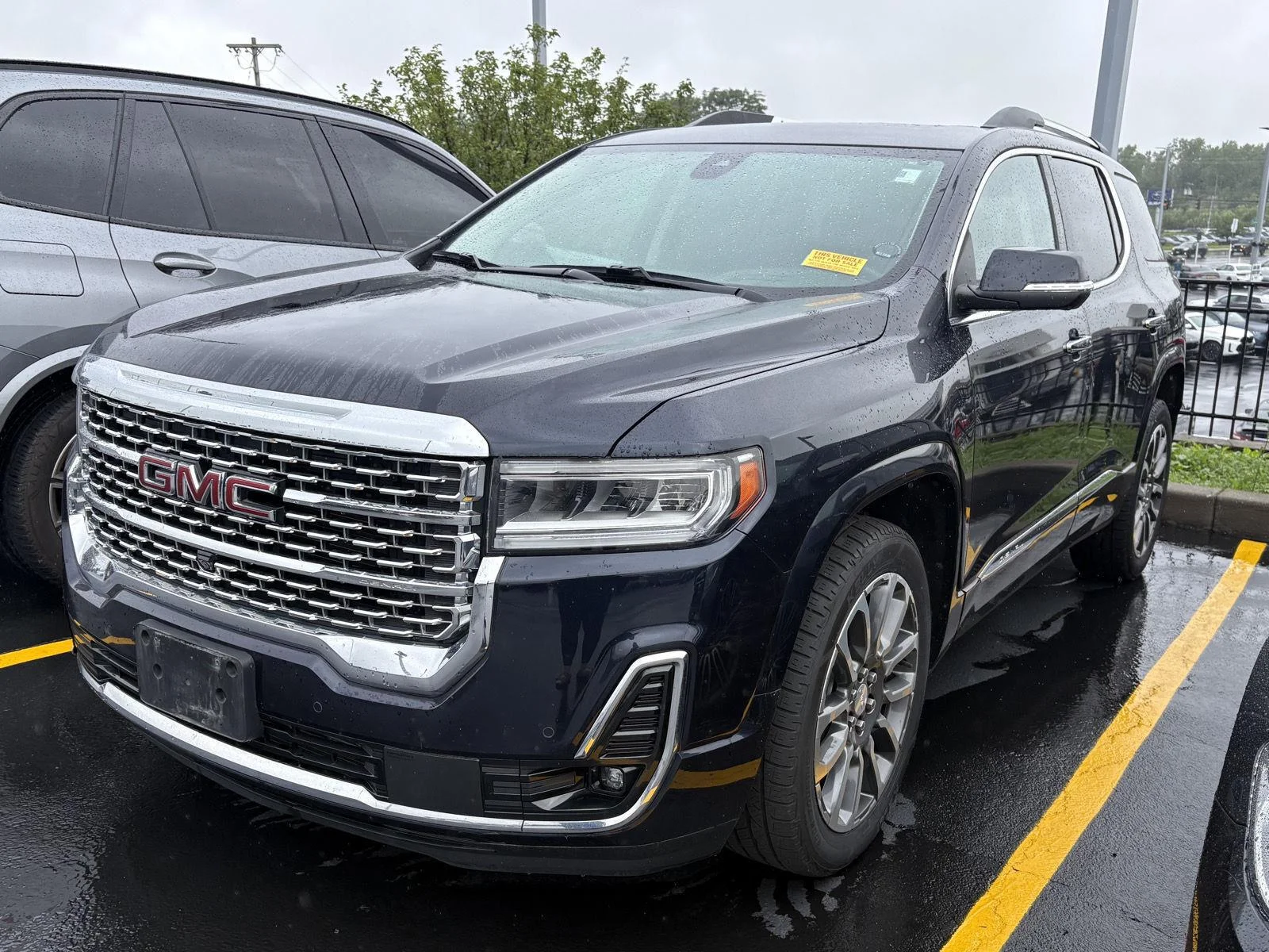 Used 2022 Midnight Blue Metallic GMC Denali image 3
