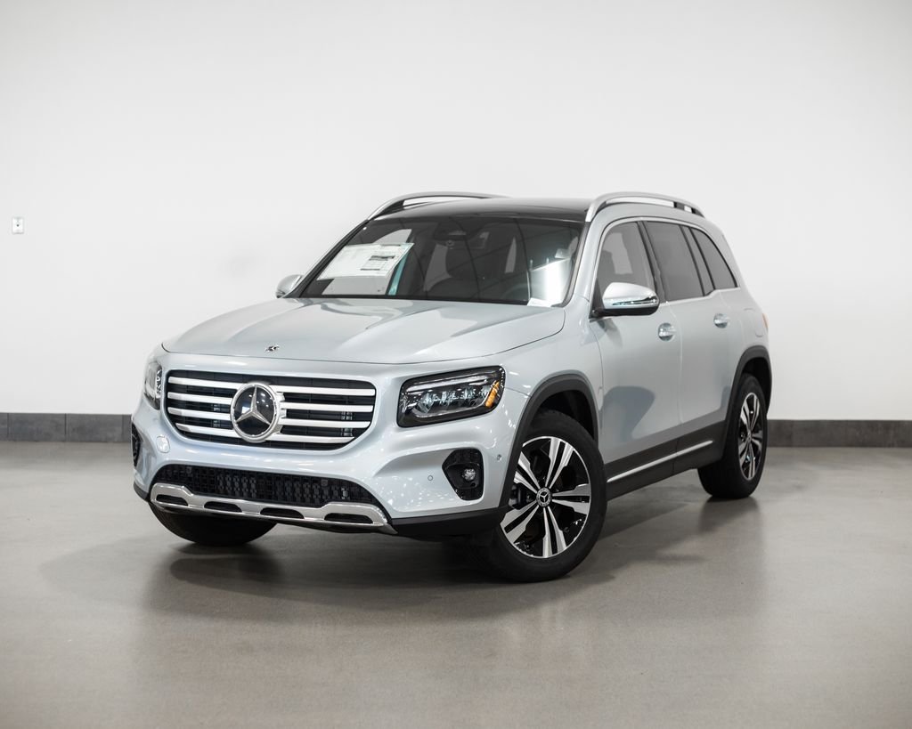 2026 Mercedes-Benz GLB GLB 250 4MATIC's photo