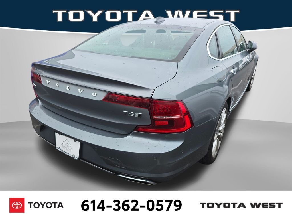 Used 2018 Gray Volvo T6 Inscription image 7