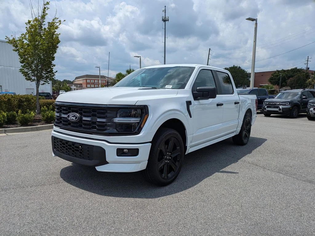 New 2026 Oxford White Ford STX image 8
