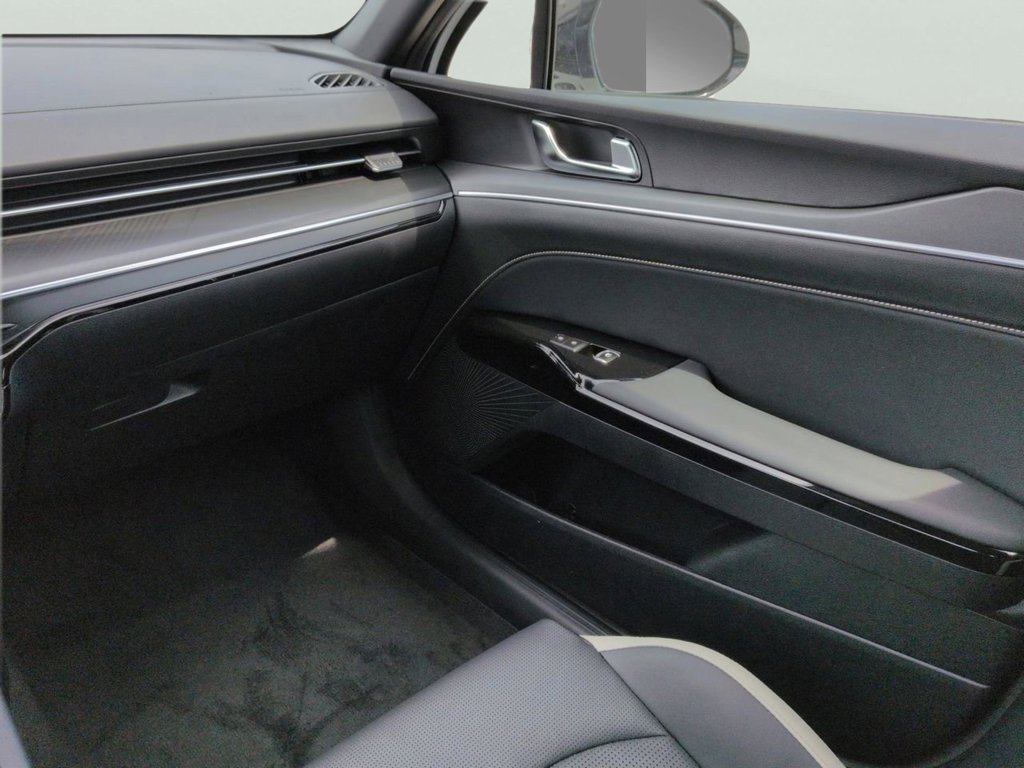 New 2026 Aurora Black Pearl Kia GT-Line FWD image 14