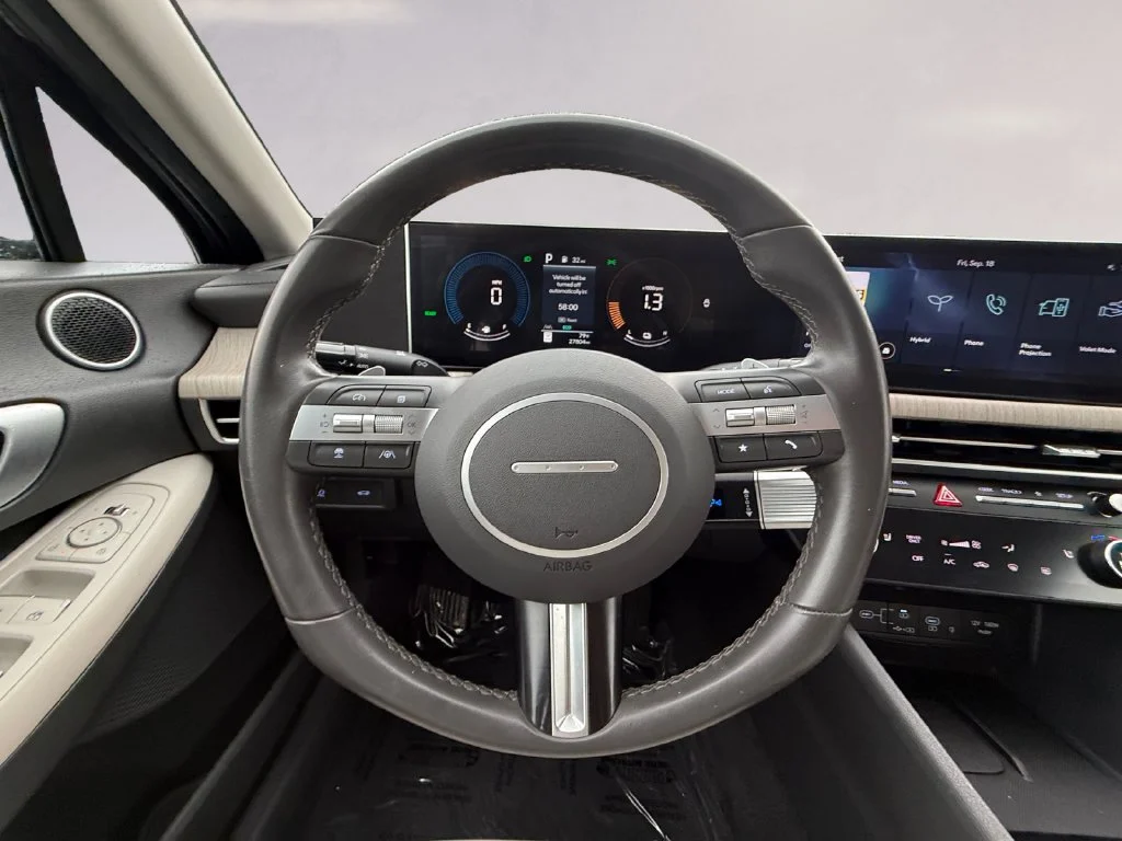 2025 Hyundai Sonata Hybrid SEL - Photo 13