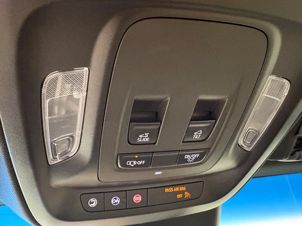 Used 2020 Blue Cadillac Luxury image 43