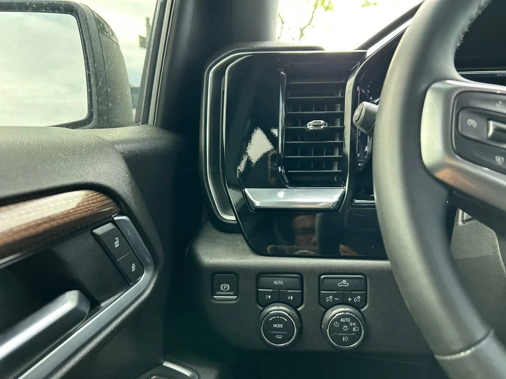 2025 Chevrolet Silverado 1500 RST - Photo 21